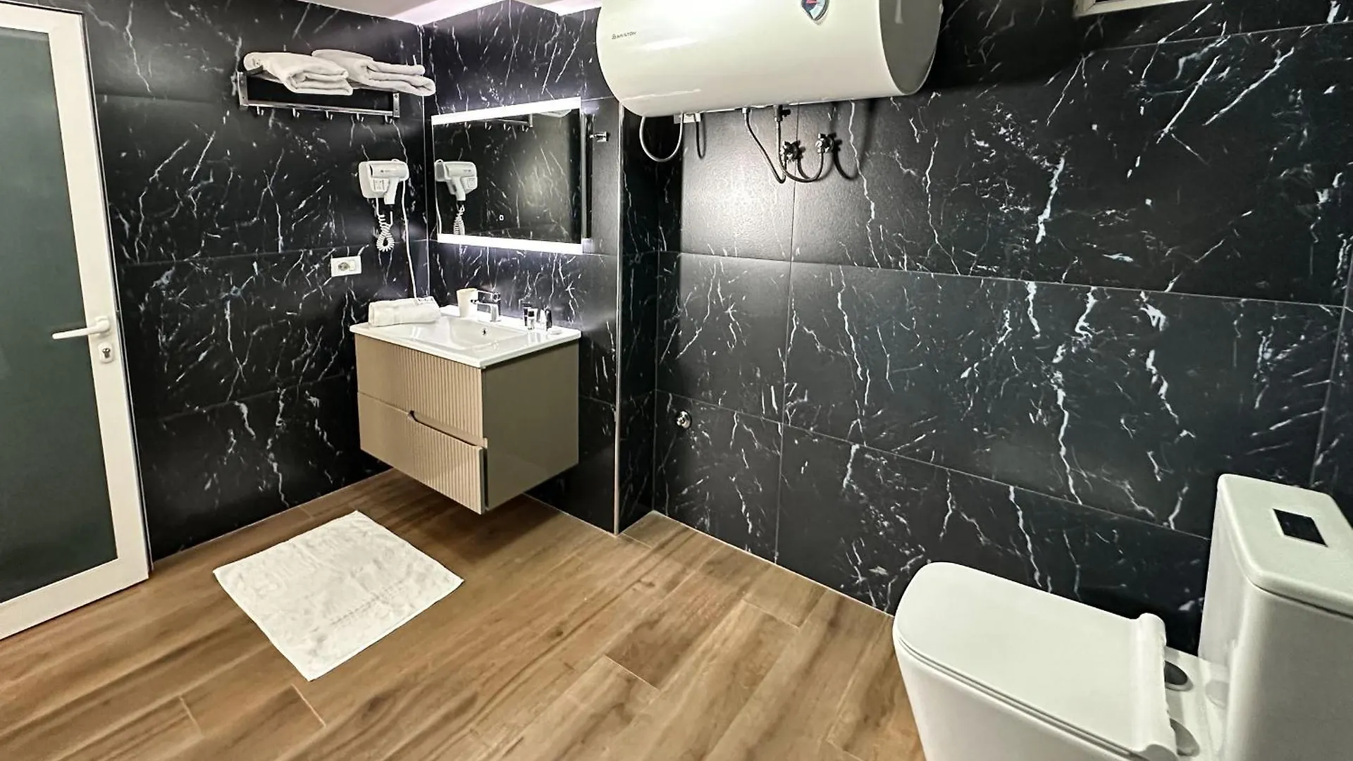 Eden Hotel Tirana